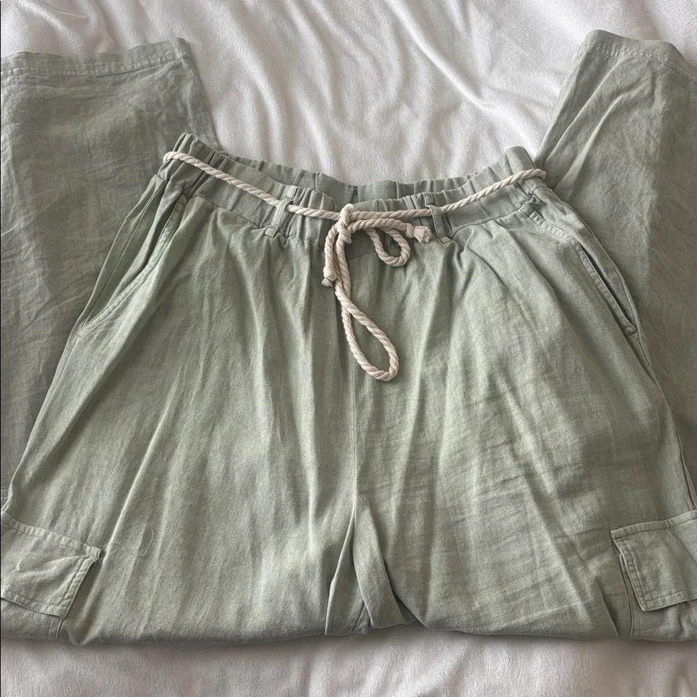 Light Sage Linen Drawstring Pants - Picture 3 of 4